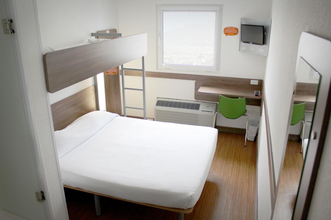 Hotel Hi! Керетаро Екстер'єр фото